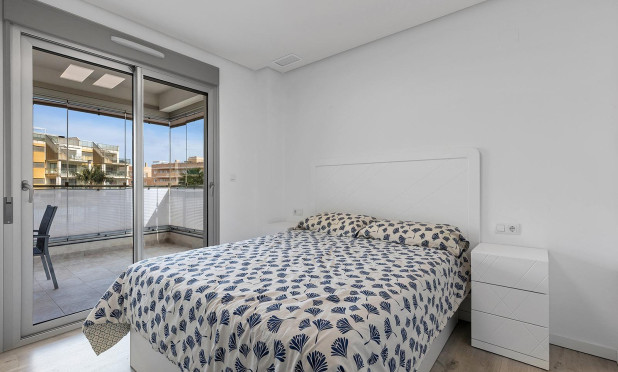 Resale - Apartment / flat - Orihuela Costa - Los Dolses