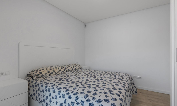 Resale - Apartment / flat - Orihuela Costa - Los Dolses