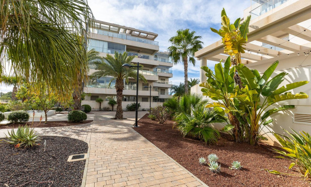 Resale - Apartment / flat - Orihuela Costa - Los Dolses