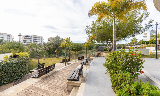Resale - Apartment / flat - Orihuela Costa - Los Dolses