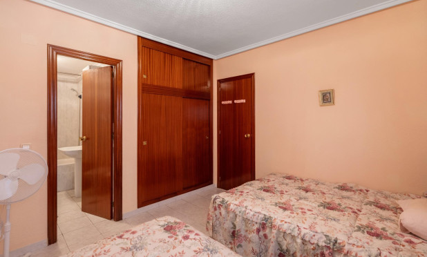 Revente - Appartement - Torrevieja - Centro
