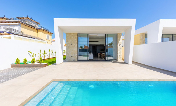 Herverkoop - Villa - Torrevieja - Los Balcones