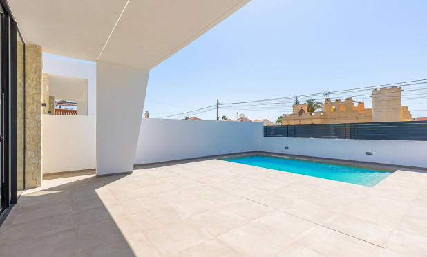 Herverkoop - Villa - Torrevieja - Los Balcones