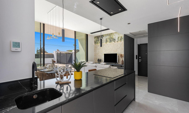 Herverkoop - Villa - Torrevieja - Los Balcones
