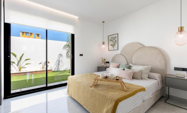 Herverkoop - Villa - Torrevieja - Los Balcones