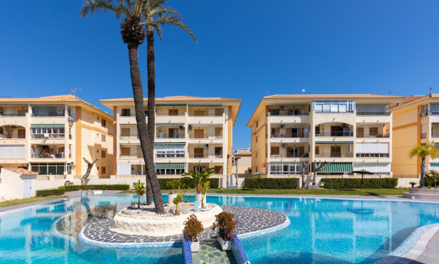 Resale - Apartment / flat - Torrevieja - La Mata