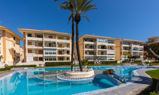 Resale - Apartment / flat - Torrevieja - La Mata
