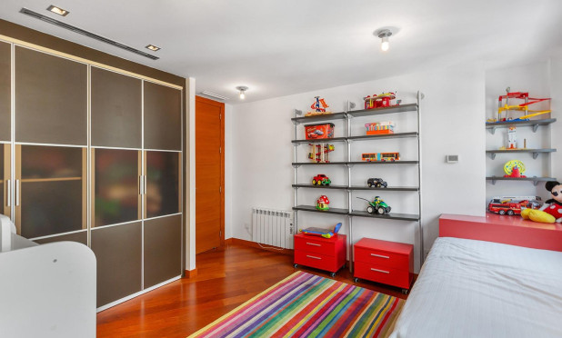 Revente - Appartement - Torrevieja - Paseo maritimo