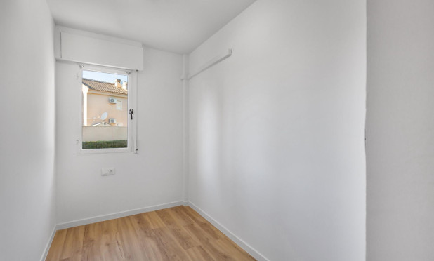 Resale - Apartment / flat - Torrevieja - Torreblanca