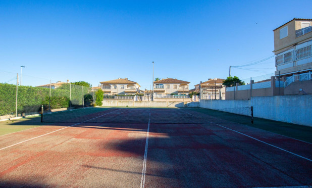Resale - Apartment / flat - Torrevieja - Torreblanca