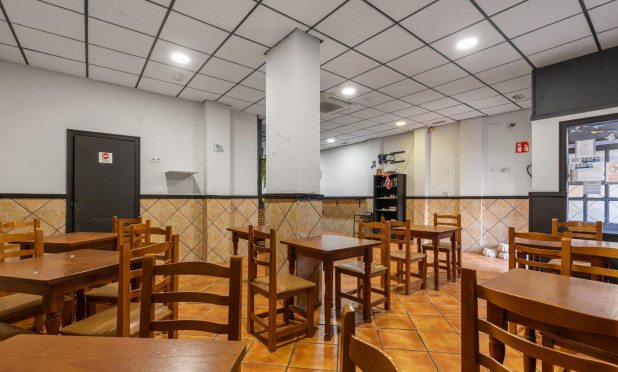 Revente - Commercial - Torrevieja - Estacion de autobuses