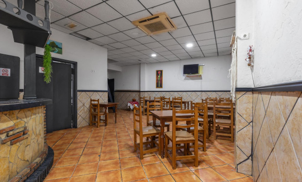 Revente - Commercial - Torrevieja - Estacion de autobuses