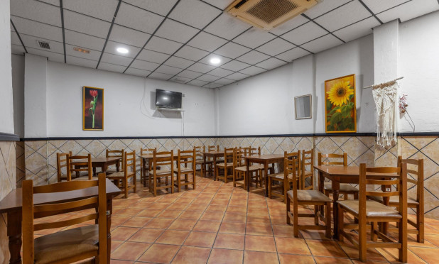 Revente - Commercial - Torrevieja - Estacion de autobuses