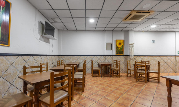 Revente - Commercial - Torrevieja - Estacion de autobuses