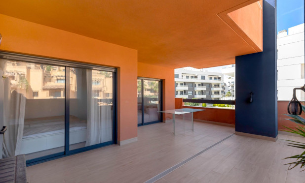 Herverkoop - Appartement / flat - Orihuela Costa - Las Filipinas