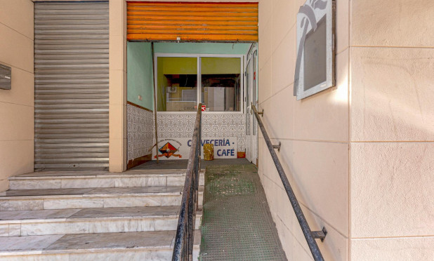 Revente - Commercial - Torrevieja - Playa del Cura
