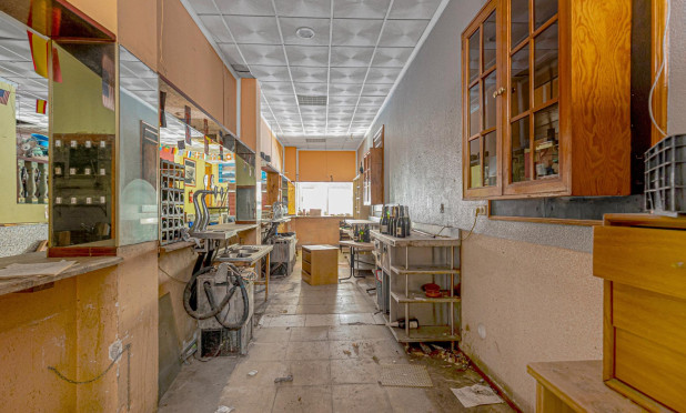 Revente - Commercial - Torrevieja - Playa del Cura