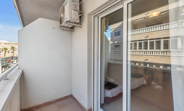 Revente - Appartement - Torrevieja - Centro