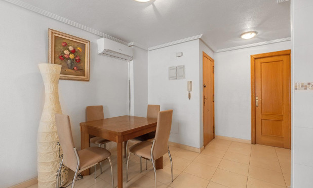 Revente - Appartement - Torrevieja - Centro