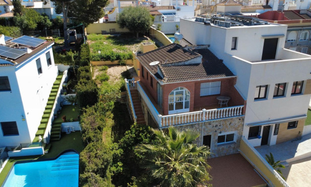 Revente - Villa - Torrevieja - Los Balcones