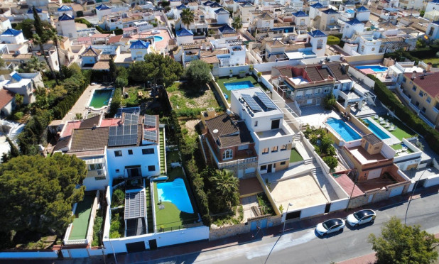 Revente - Villa - Torrevieja - Los Balcones