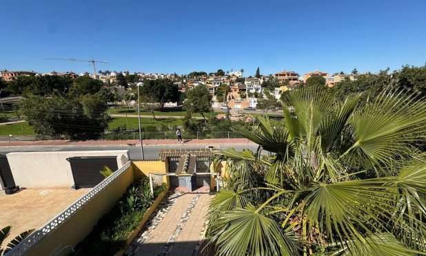 Revente - Villa - Torrevieja - Los Balcones