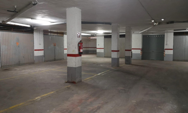 Revente - Parking - Torrevieja - Playa de los locos