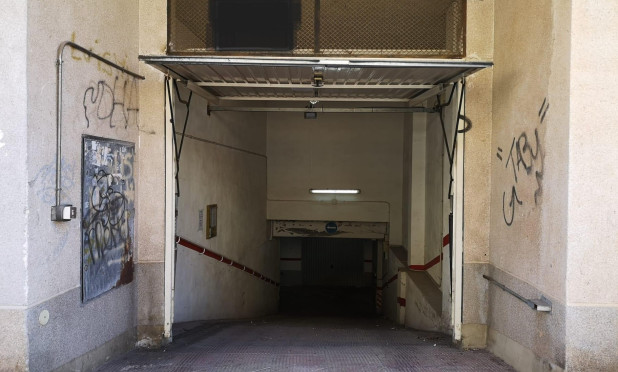 Revente - Parking - Torrevieja - Playa de los locos