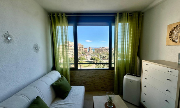 Resale - Apartment / flat - Torrevieja - Cabo Cervera