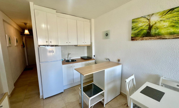 Resale - Apartment / flat - Torrevieja - Cabo Cervera