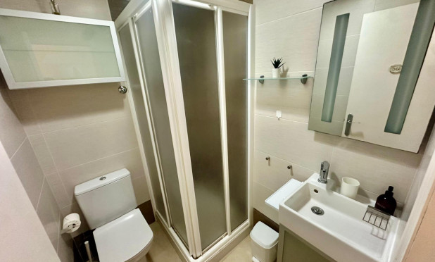 Resale - Apartment / flat - Torrevieja - Cabo Cervera
