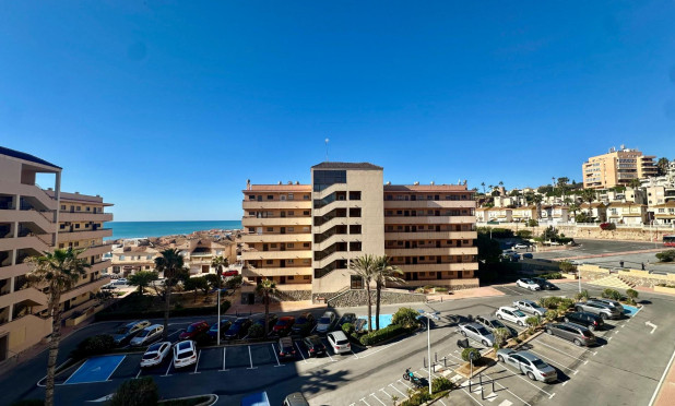 Resale - Apartment / flat - Torrevieja - Cabo Cervera