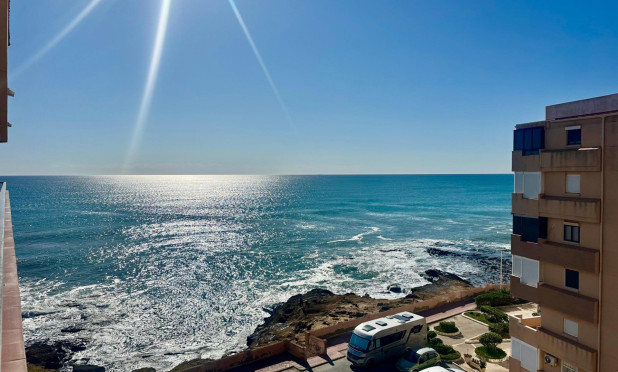 Resale - Apartment / flat - Torrevieja - Cabo Cervera
