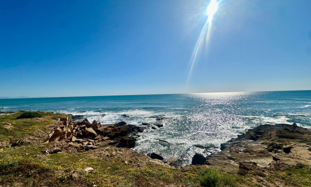 Resale - Apartment / flat - Torrevieja - Cabo Cervera