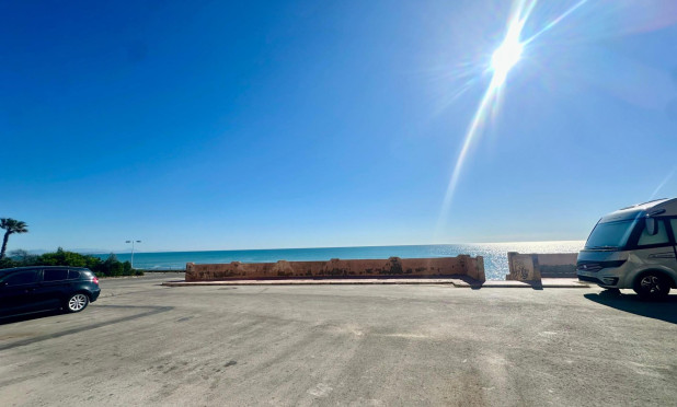 Resale - Apartment / flat - Torrevieja - Cabo Cervera