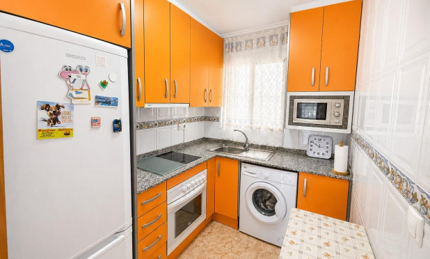 Resale - Apartment / flat - Torrevieja - Nueva Torrevieja