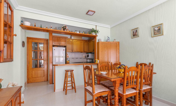 Resale - Apartment / flat - Torrevieja - Playa del Cura