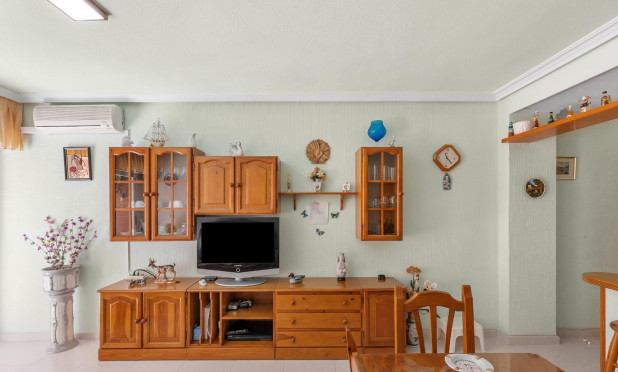 Resale - Apartment / flat - Torrevieja - Playa del Cura