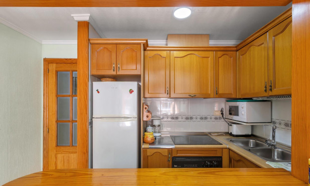 Resale - Apartment / flat - Torrevieja - Playa del Cura