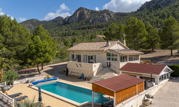 Resale - Villa - La Zarza