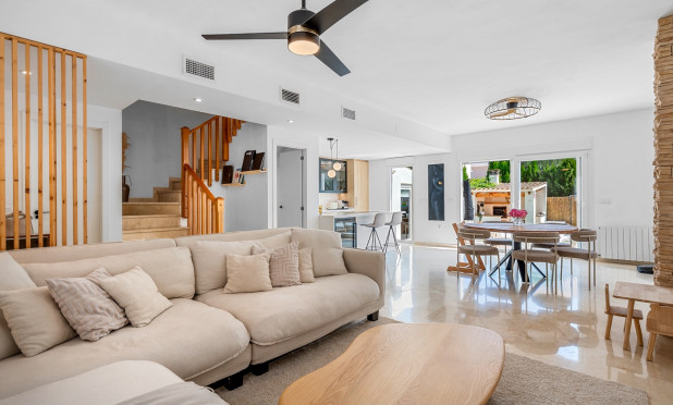 Resale - Townhouse - Alicante - Playa San Juan