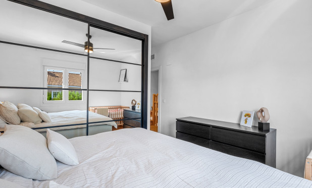 Resale - Townhouse - Alicante - Playa San Juan