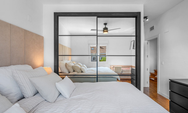 Resale - Townhouse - Alicante - Playa San Juan