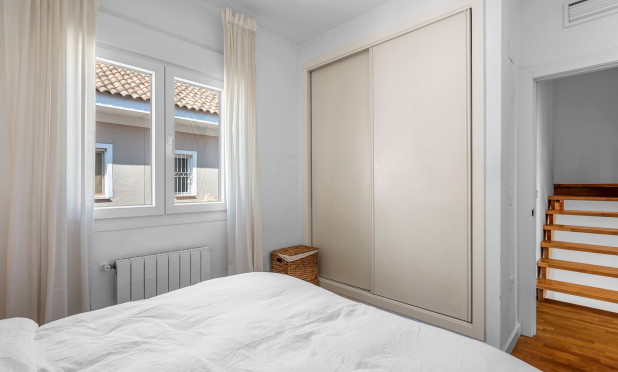 Resale - Townhouse - Alicante - Playa San Juan