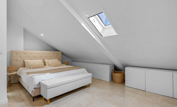 Resale - Townhouse - Alicante - Playa San Juan