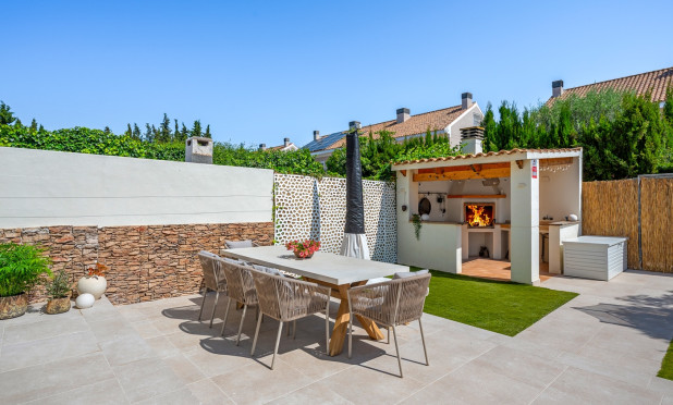 Resale - Townhouse - Alicante - Playa San Juan
