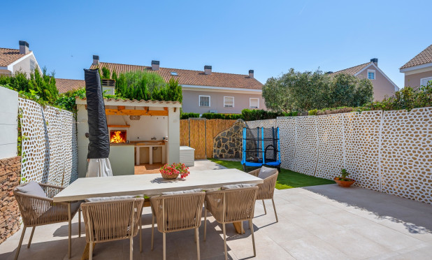 Resale - Townhouse - Alicante - Playa San Juan
