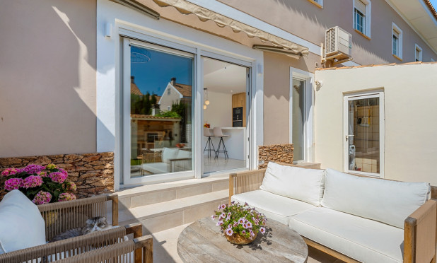 Resale - Townhouse - Alicante - Playa San Juan
