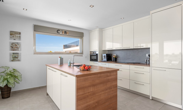 Reventa - Villa - La Marina