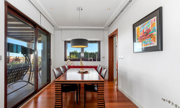 Odsprzedaż - Villa - Algorfa - La Finca Golf Resort